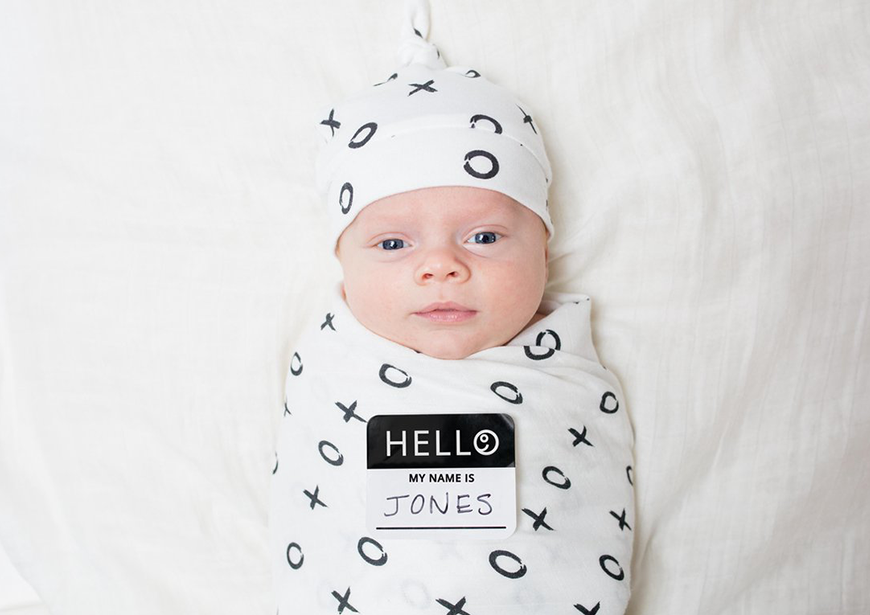 lulujo hello world newbornset inbakerdoek babymuts hello world etiket